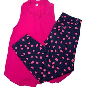 🖤 Old Navy Fuchsia Sleeveless Button Down Top